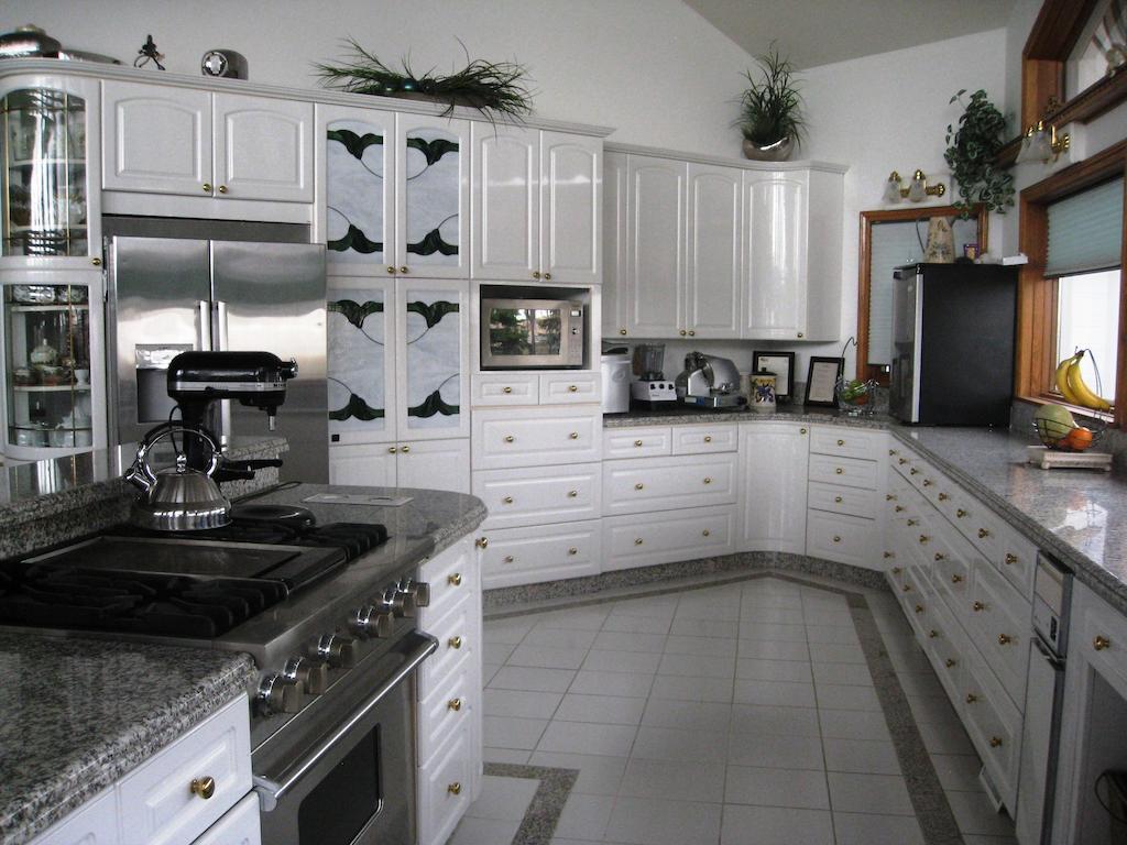 Rolling Hills Country Resort Bed And Breakfast Three Hills Exterior photo